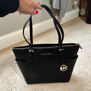 Michael Kors Signature Saffiano Tote